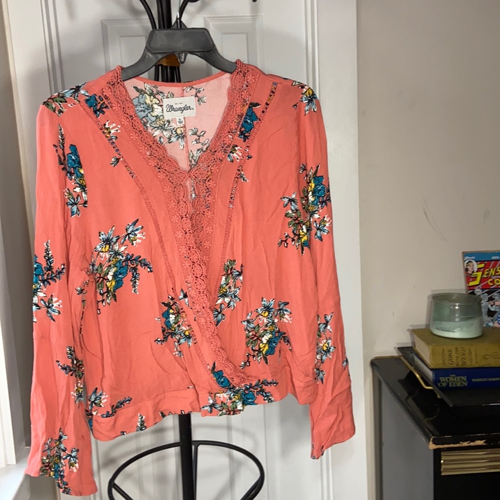 Wrangler top